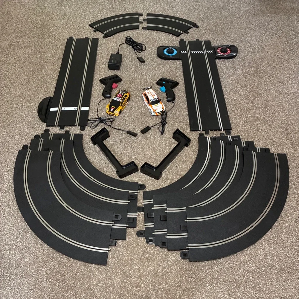 Scalextric Touring Car Battle Slot Car Set 1:32 BMW 1 Series Honda Civic Racing